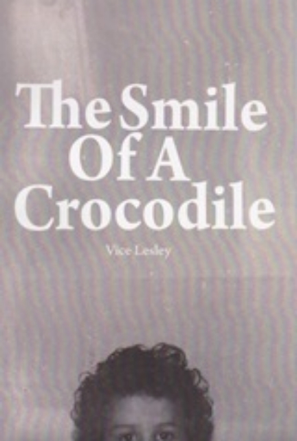 208011-The smile of a crocodile
