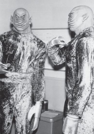 282359-Παρανοική και επανορθωτική ανάγνωση